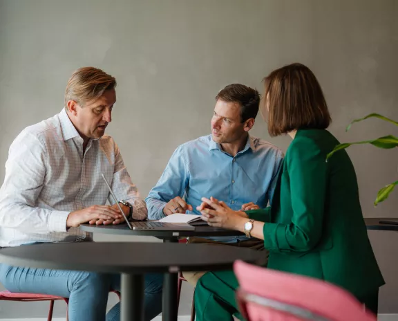 Find the right interim leader by contacting our experts