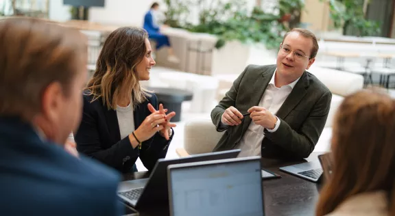 Interim executive managers sales commercial